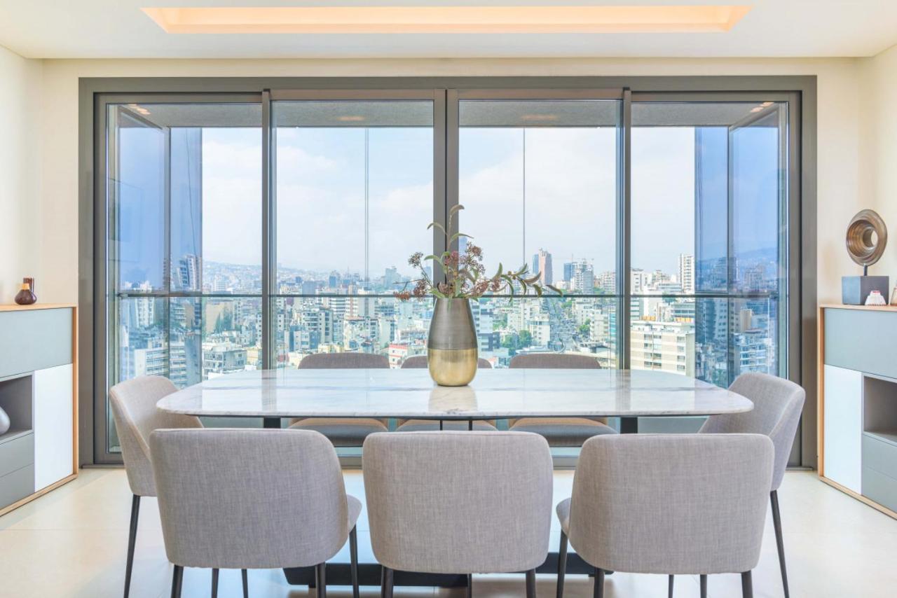 Apartment Spire 1504 Tower Forty Four